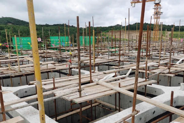 歐西建材為您分享PVC防水卷材滿粘法施工工藝！